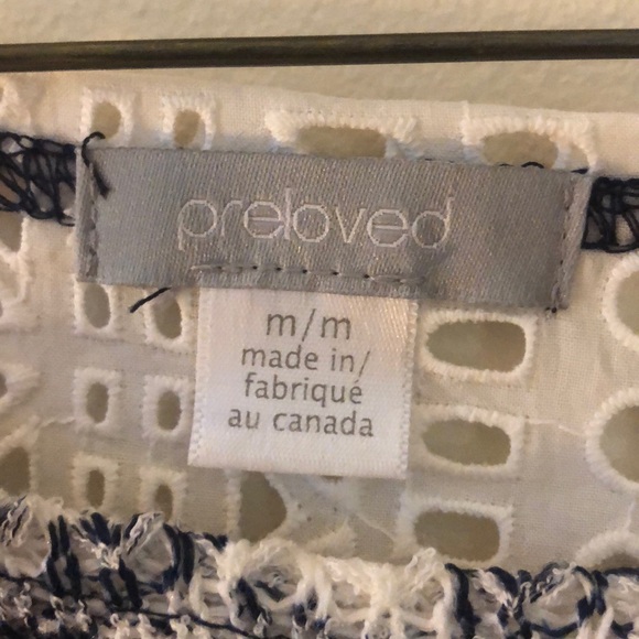 Preloved crop top. - Picture 2 of 3